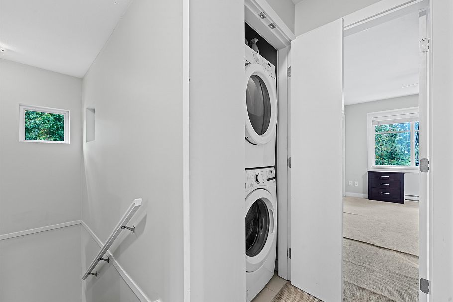 207 2135 Heritage Park Lane North Vancouver, BC - 16