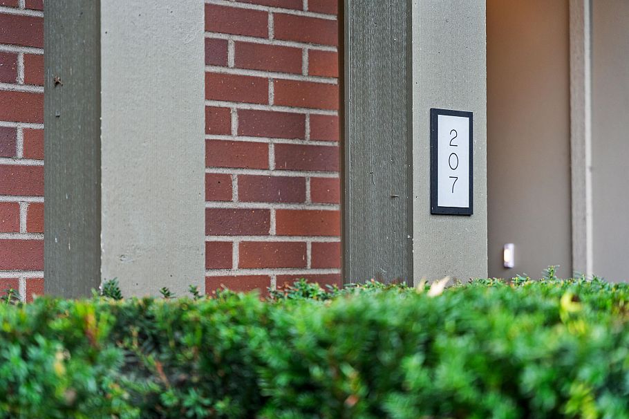 207 2135 Heritage Park Lane North Vancouver, BC - 35