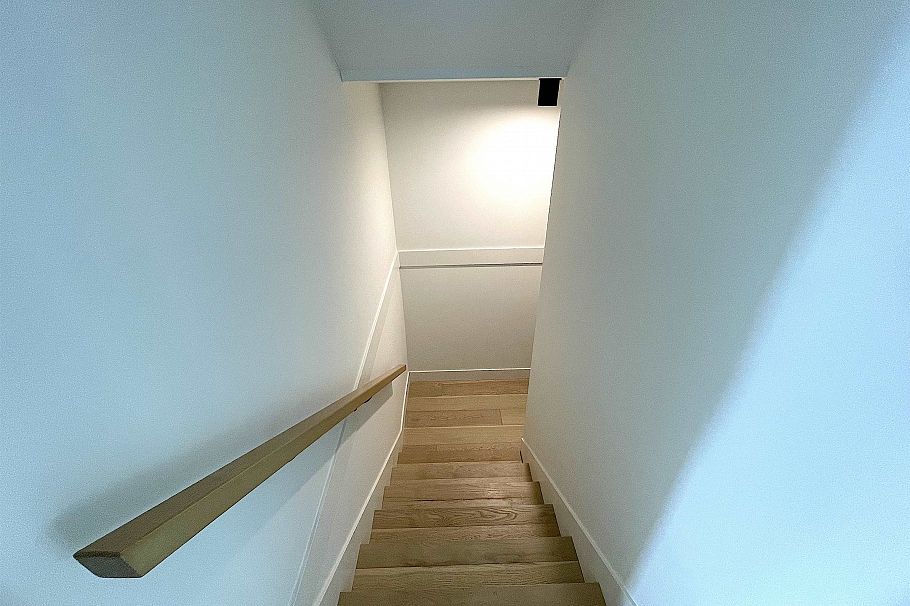 1633 SE Marine Drive Vancouver, BC - 32