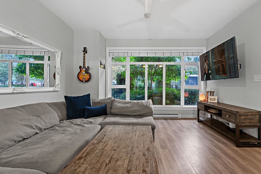 207 2135 Heritage Park Lane North Vancouver, BC - 11