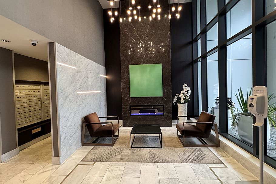 102 5687 Gray Avenue Vancouver, BC - 3