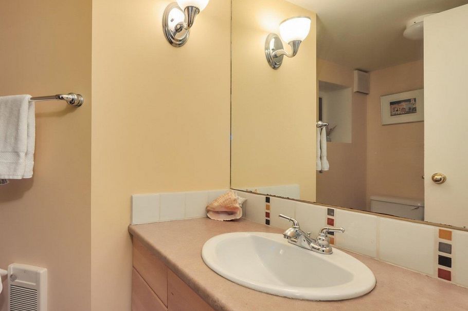 3238 W King Edward Avenue Vancouver, BC - 32