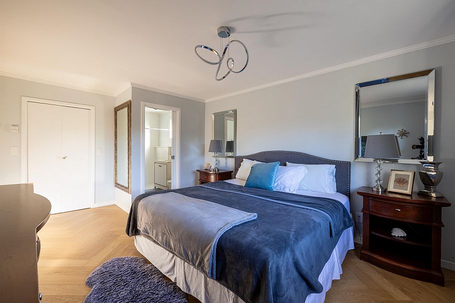 1546 Hope Road North Vancouver, BC - 23