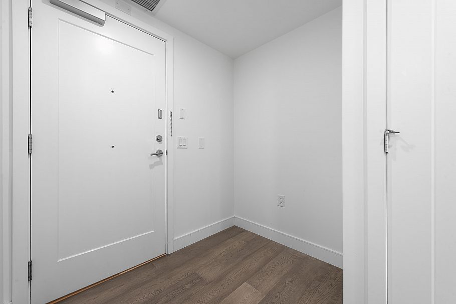 106 477 W 59th Avenue Vancouver, BC - 14