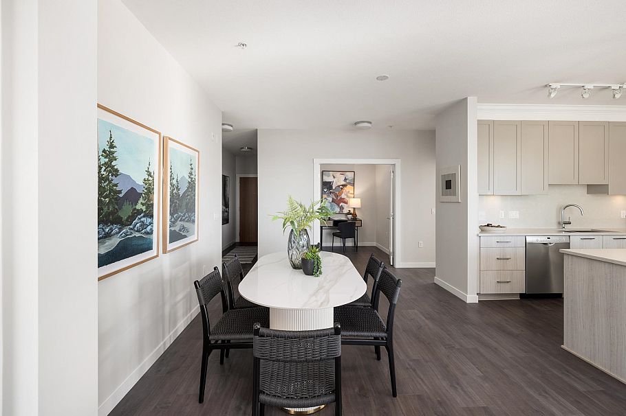 312 123 W 1st Street North Vancouver, BC - 14