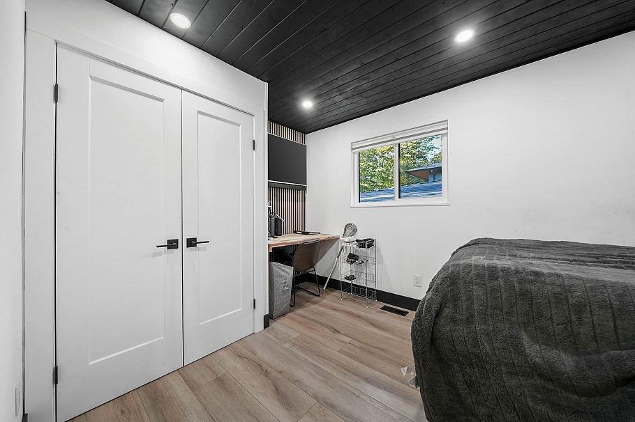 1430 Draycott Road North Vancouver, BC - 11