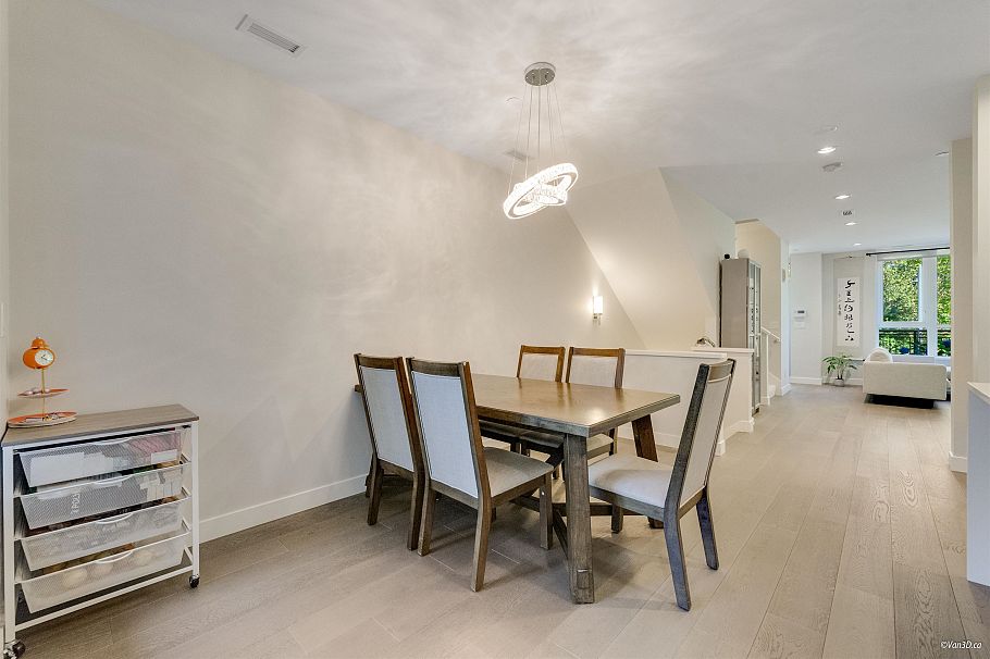 5336 University Boulevard Vancouver, BC - 22