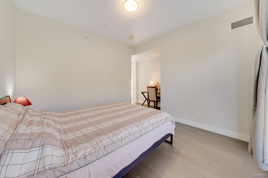 5336 University Boulevard Vancouver, BC - 6