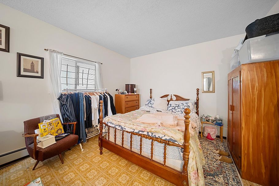 271 E 38th Avenue Vancouver, BC - 22