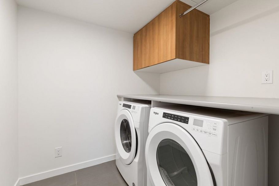 2 533 E 3rd Street North Vancouver, BC - 22