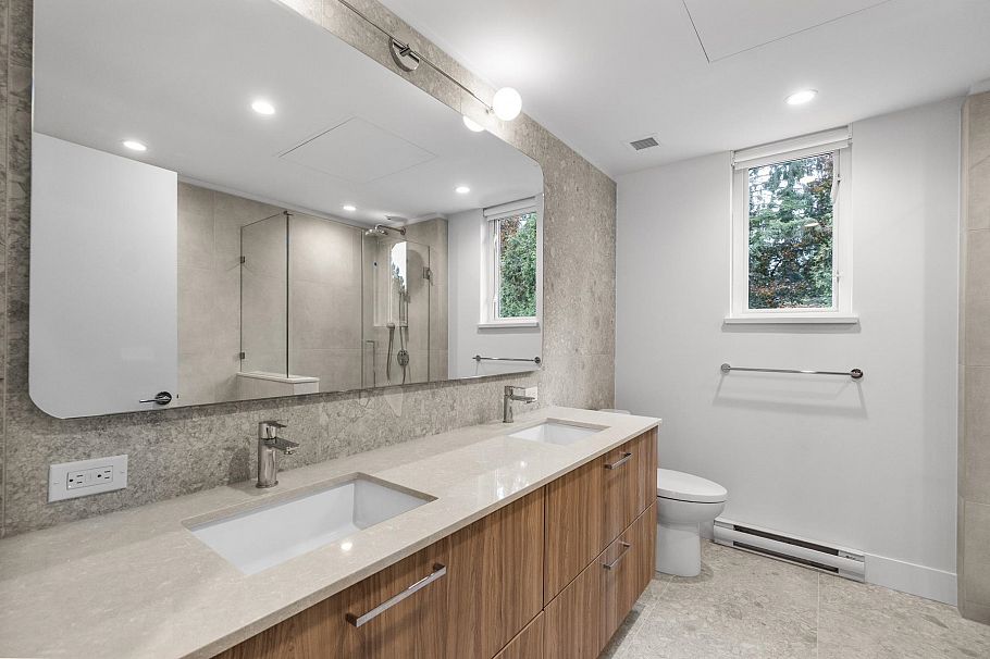 106 2320 Emery Court North Vancouver, BC - 24