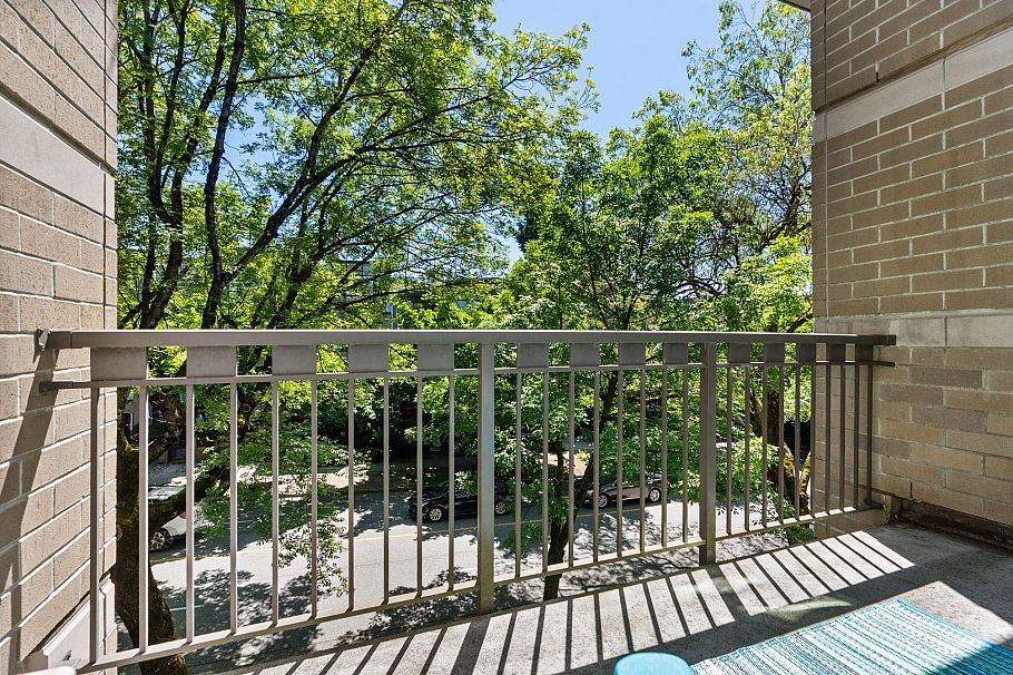 308 2161 W 12th Avenue Vancouver, BC - 12
