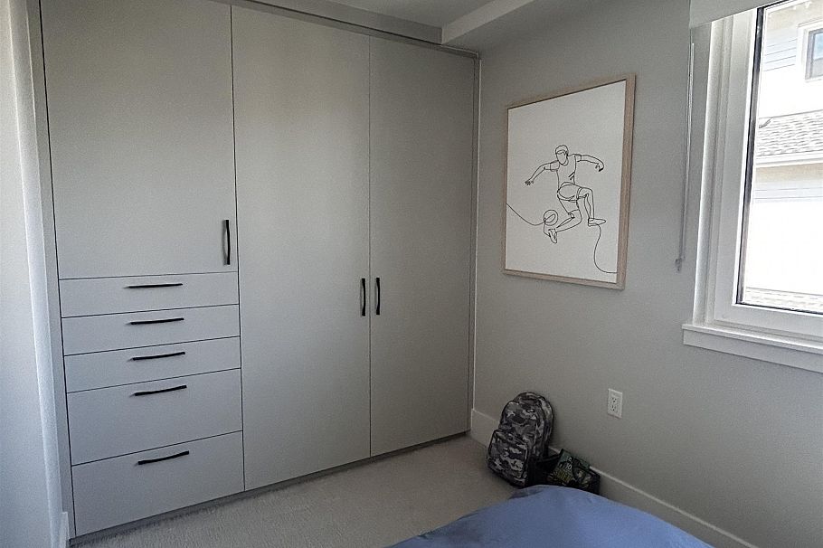 1341 E 21st Avenue Vancouver, BC - 11