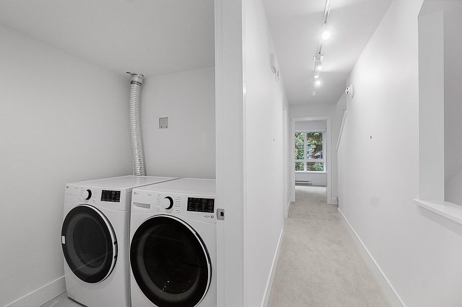 106 2320 Emery Court North Vancouver, BC - 30