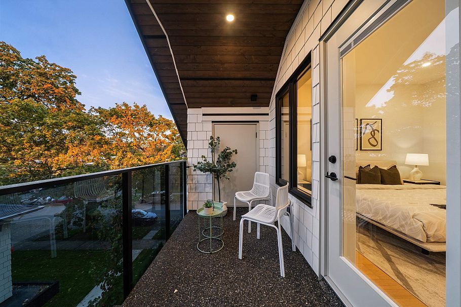 311 N Kamloops Street Vancouver, BC - 17