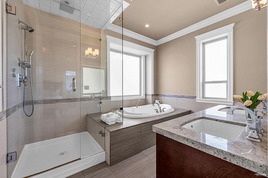 3477 W 20th Avenue Vancouver, BC - 26