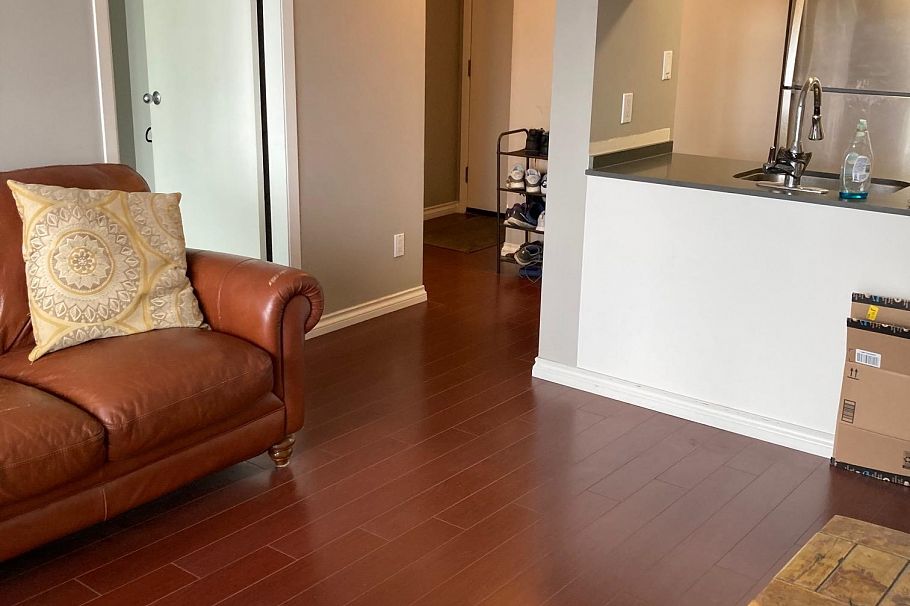 2402 1188 Howe Street Vancouver, BC - 4