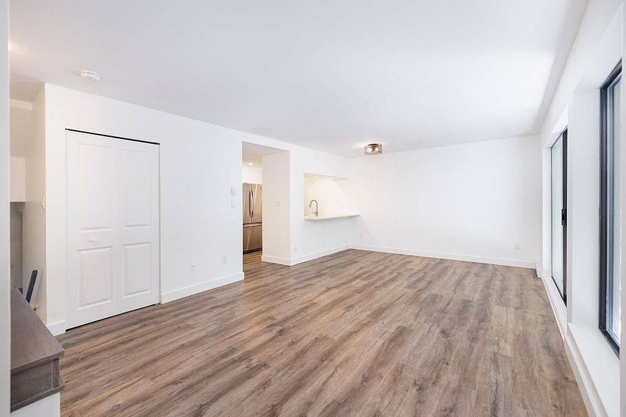 3182 Mountain Highway North Vancouver, BC - 17