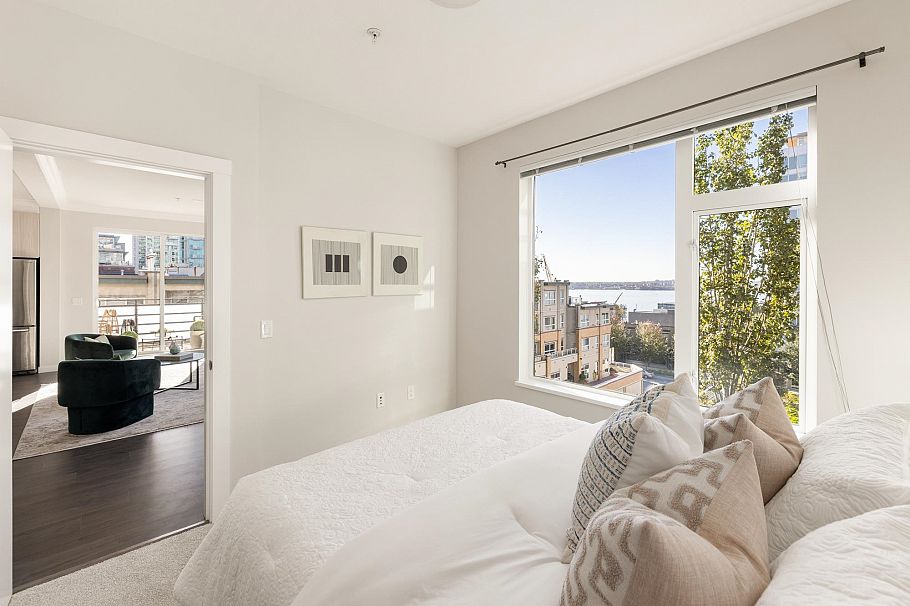 312 123 W 1st Street North Vancouver, BC - 26