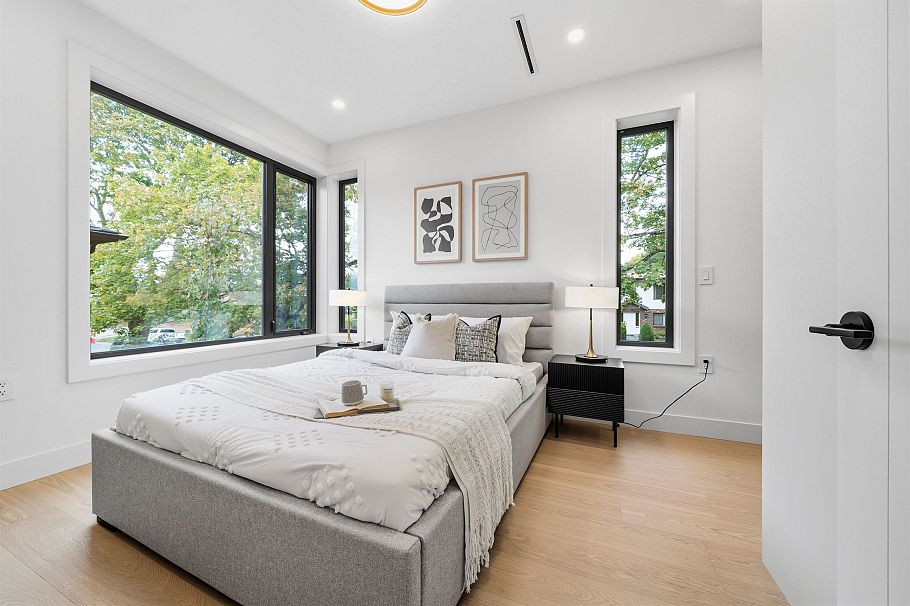 311 N Kamloops Street Vancouver, BC - 22