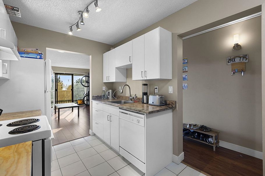 337 340 W 3rd Street North Vancouver, BC - 13