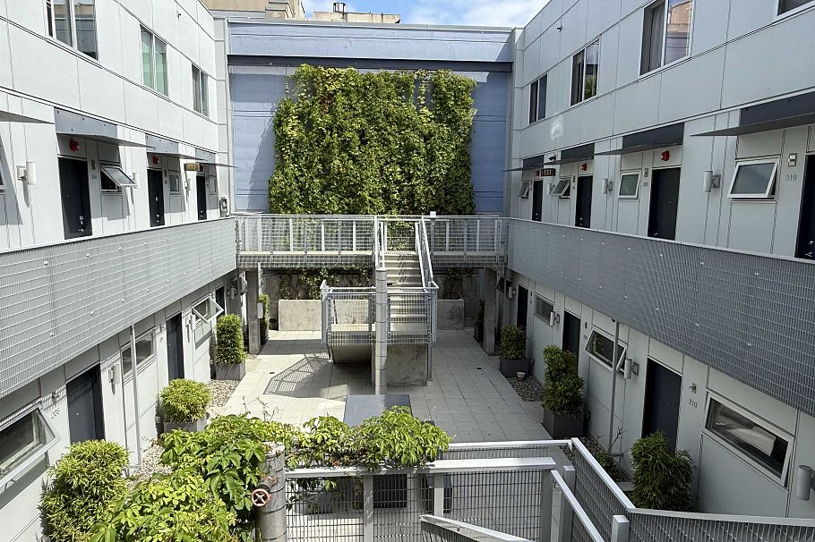 208 626 Alexander Street Vancouver, BC - 21