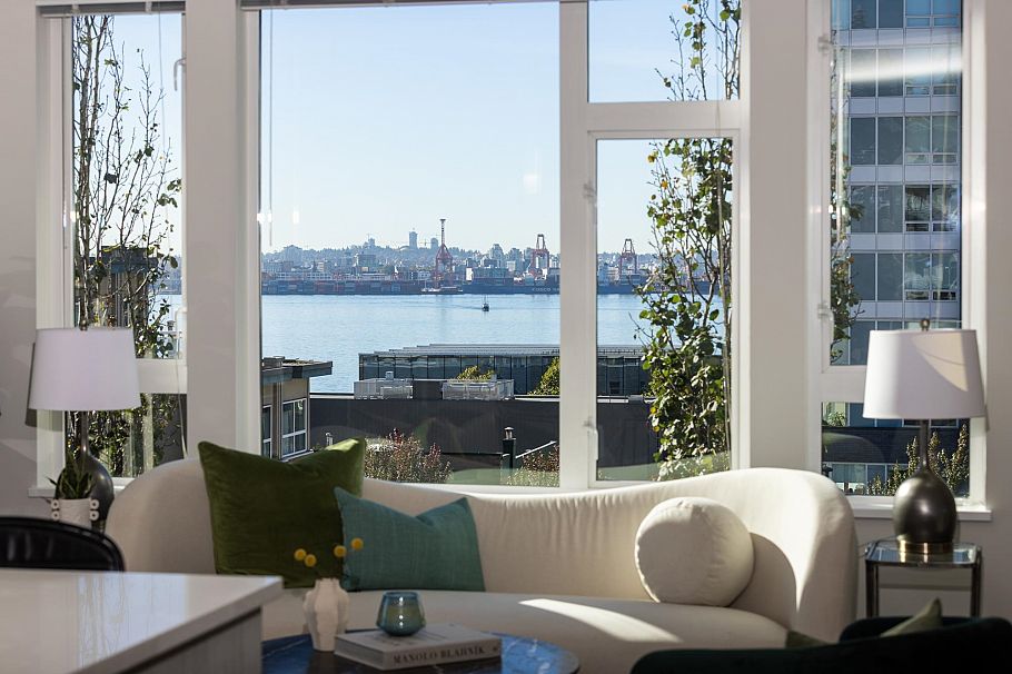 312 123 W 1st Street North Vancouver, BC - 3