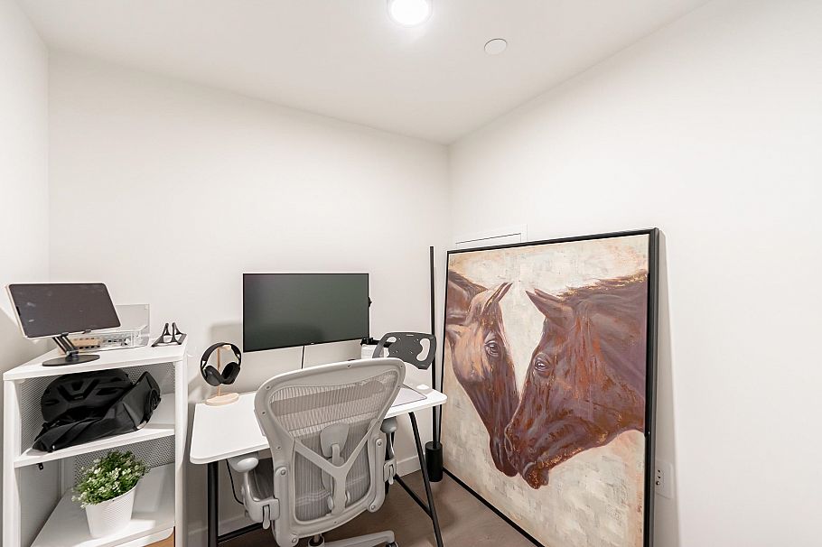 1502 1335 Howe Street Vancouver, BC - 17