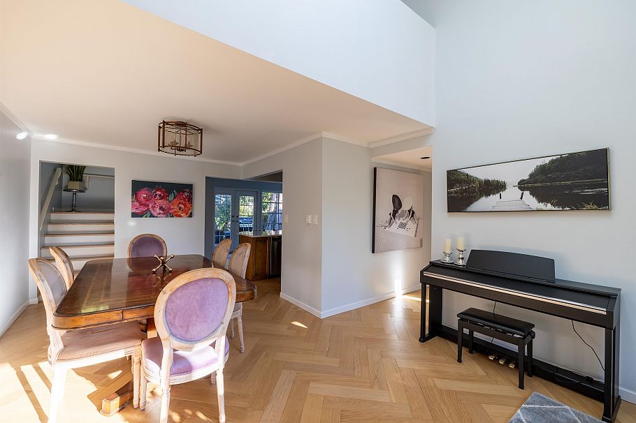 1546 Hope Road North Vancouver, BC - 10