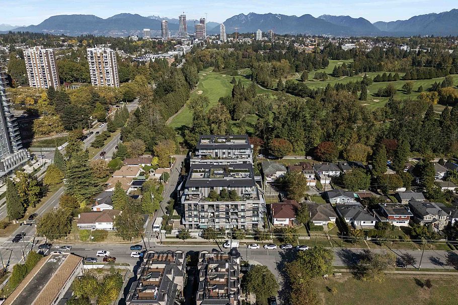 106 477 W 59th Avenue Vancouver, BC - 35