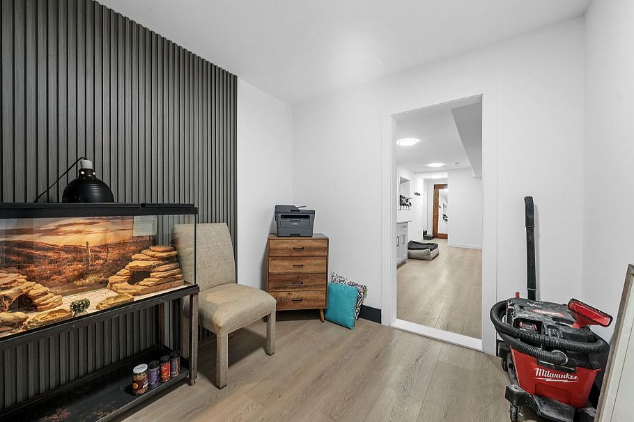 1430 Draycott Road North Vancouver, BC - 20