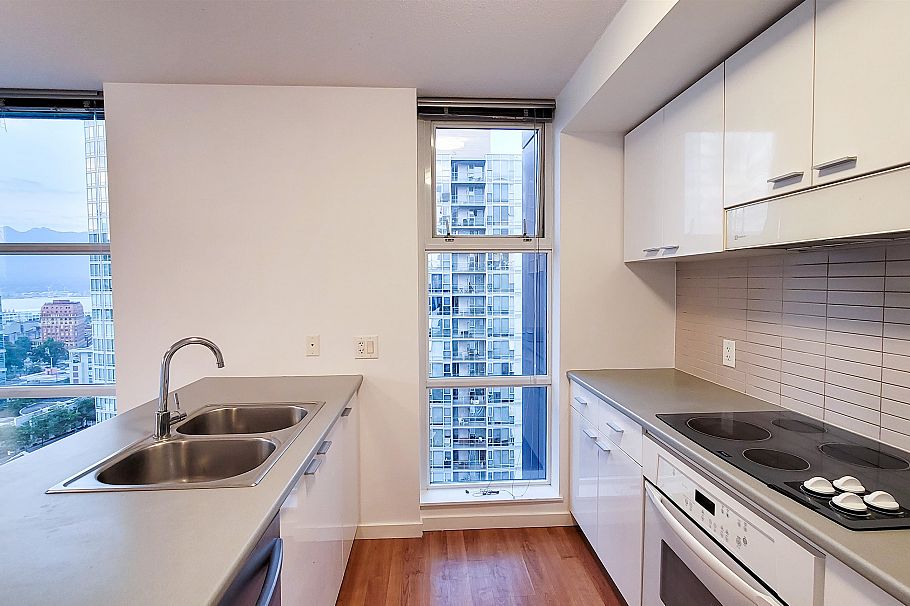 2506 111 W Georgia Street Vancouver, BC - 8