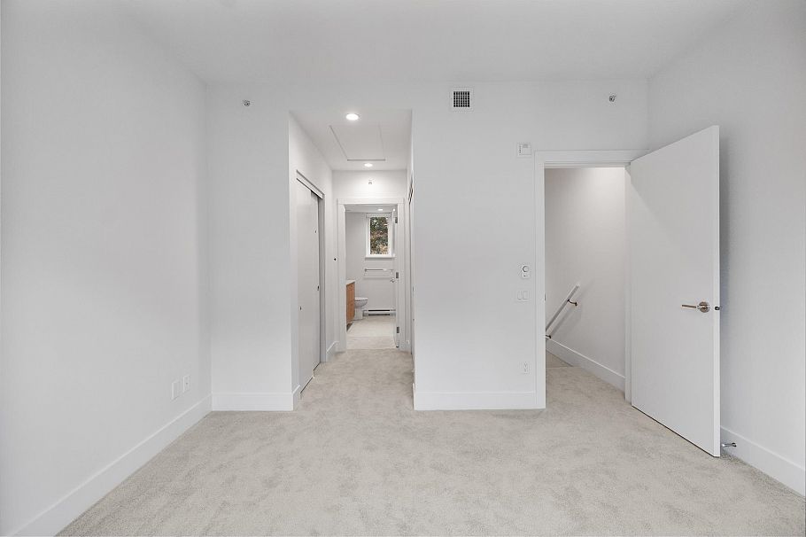 106 2320 Emery Court North Vancouver, BC - 27