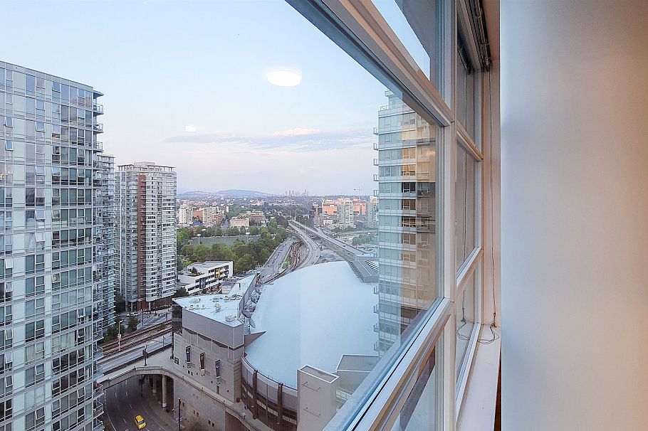 2506 111 W Georgia Street Vancouver, BC - 5