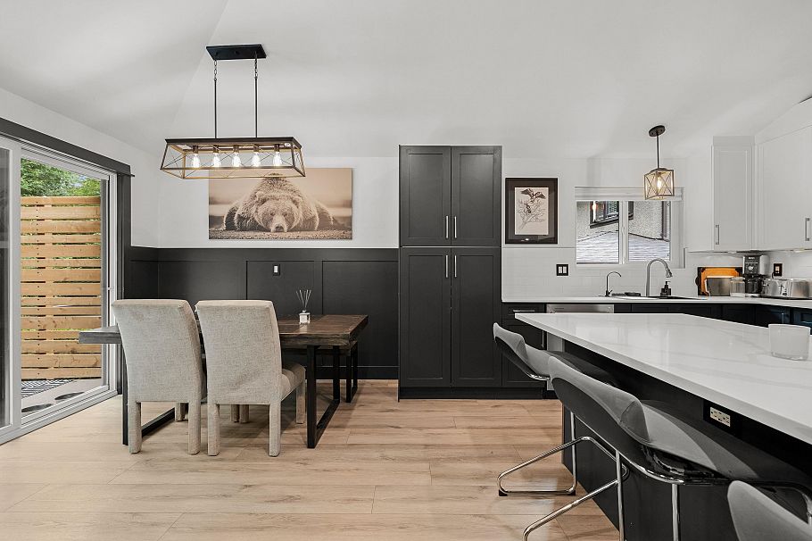 1430 Draycott Road North Vancouver, BC - 4