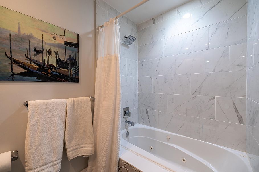 1546 Hope Road North Vancouver, BC - 27