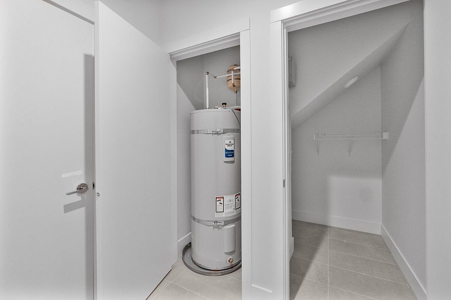 106 2320 Emery Court North Vancouver, BC - 25