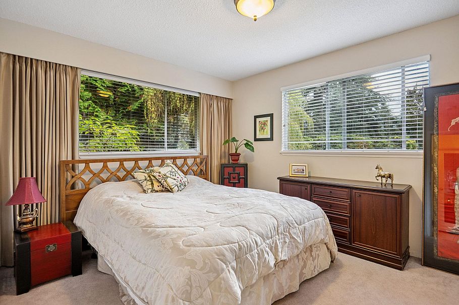 1089 Kilmer Road North Vancouver, BC - 16