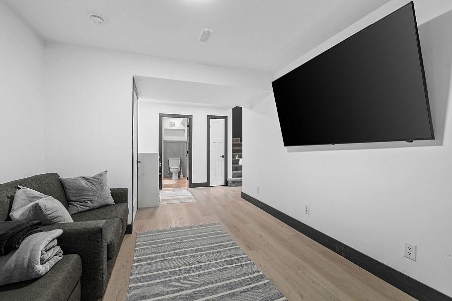 1430 Draycott Road North Vancouver, BC - 17