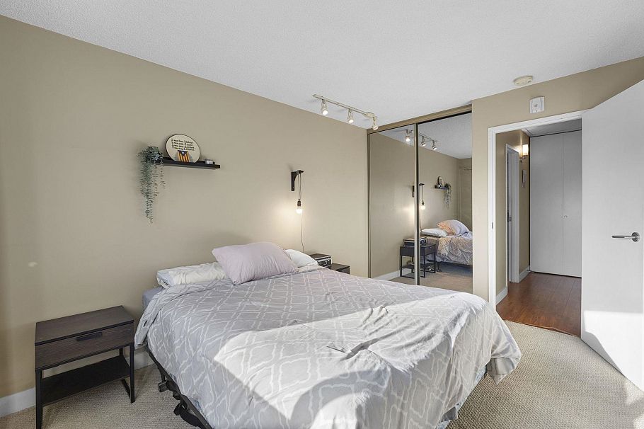 337 340 W 3rd Street North Vancouver, BC - 18