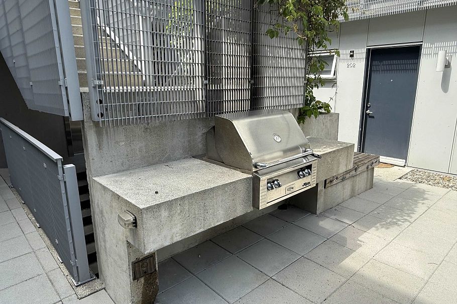 208 626 Alexander Street Vancouver, BC - 23