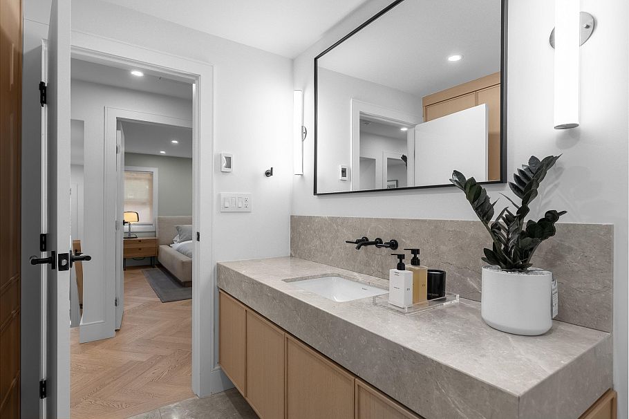 5938 Elm Street Vancouver, BC - 27