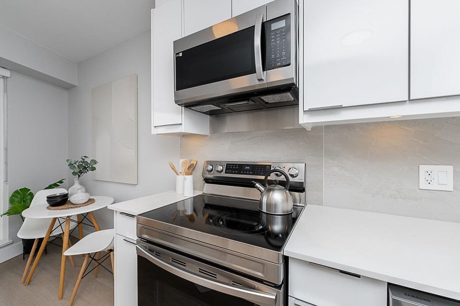 406 3050 Kingsway Vancouver, BC - 10