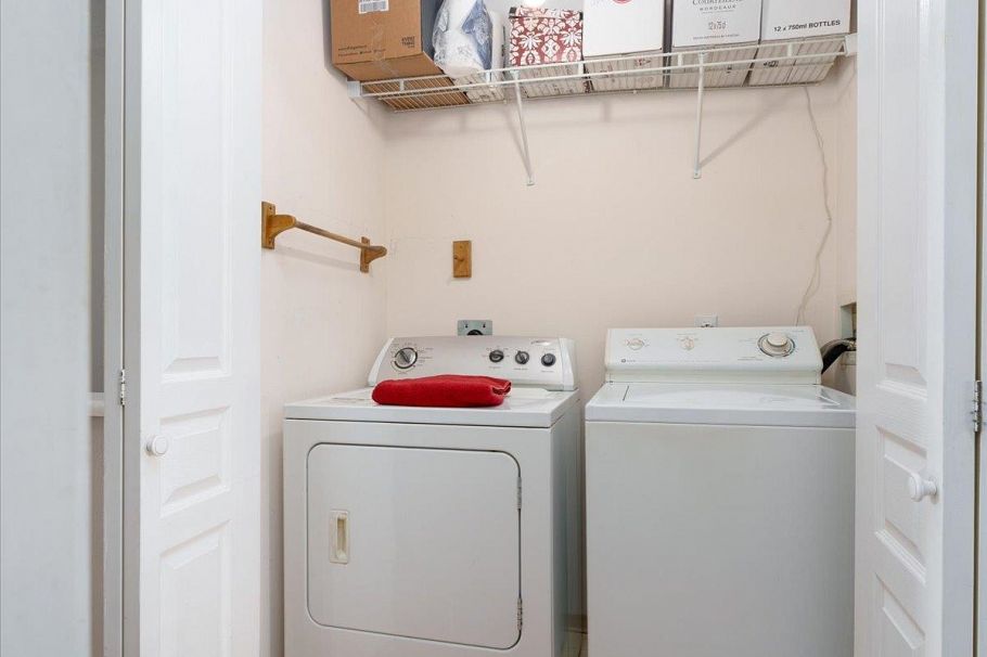 5 3588 Whitney Place Vancouver, BC - 26