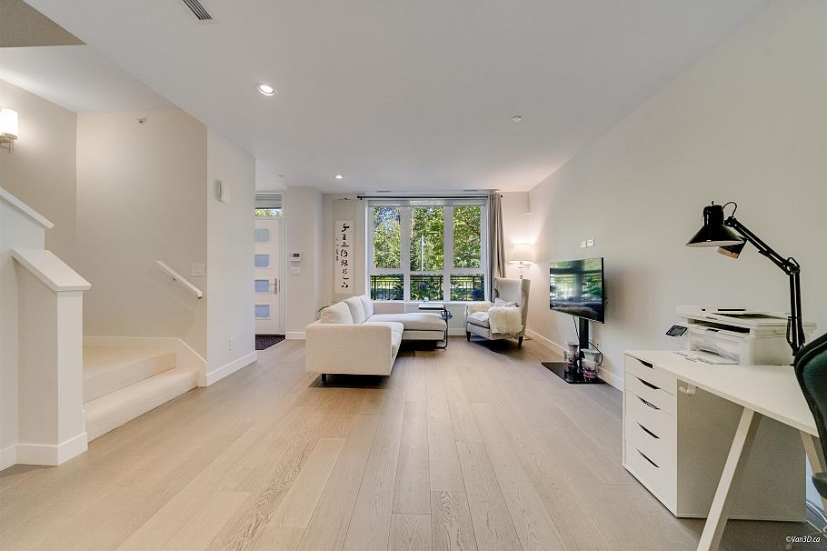 5336 University Boulevard Vancouver, BC - 3