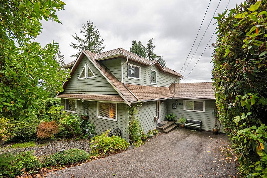 1089 Kilmer Road North Vancouver, BC - 32