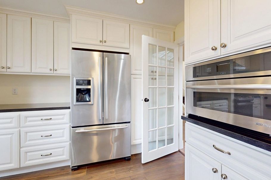 2789 W 24th Avenue Vancouver, BC - 11