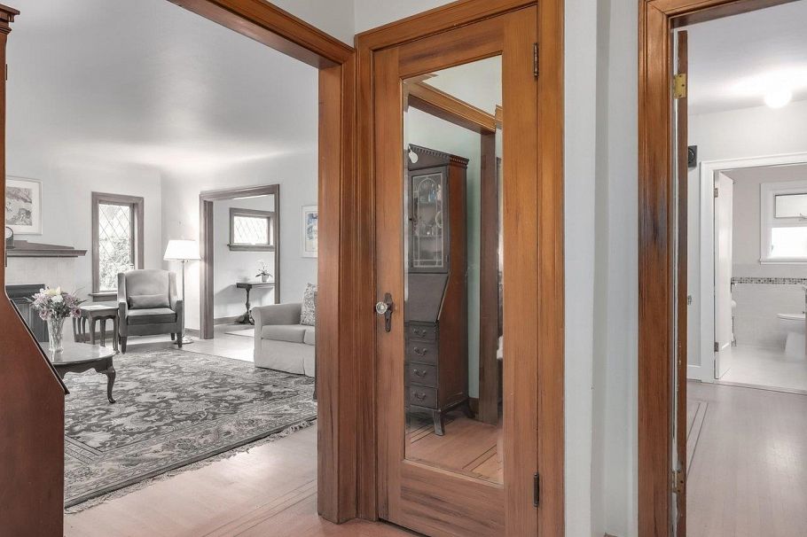 3238 W King Edward Avenue Vancouver, BC - 2