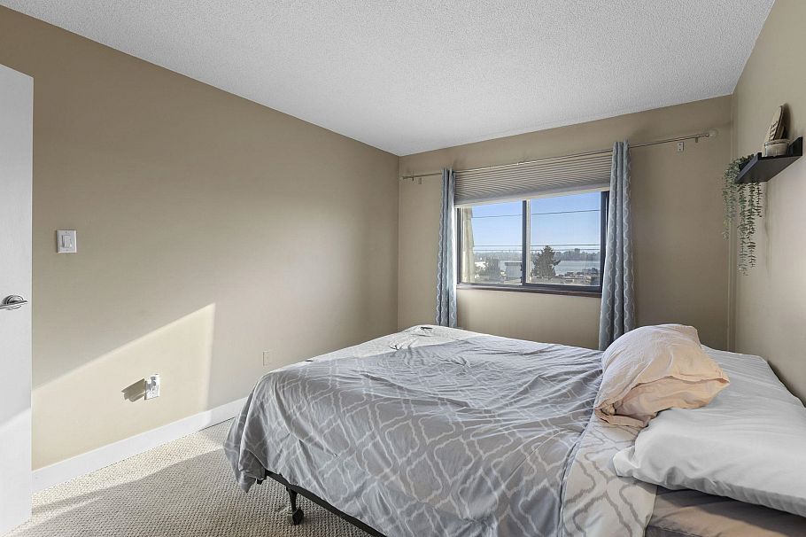 337 340 W 3rd Street North Vancouver, BC - 20