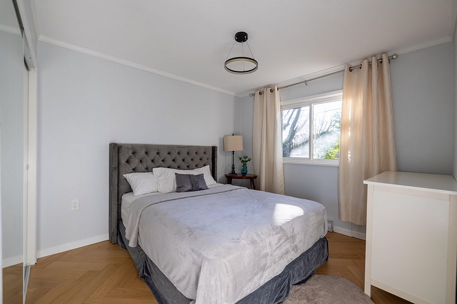 1546 Hope Road North Vancouver, BC - 30